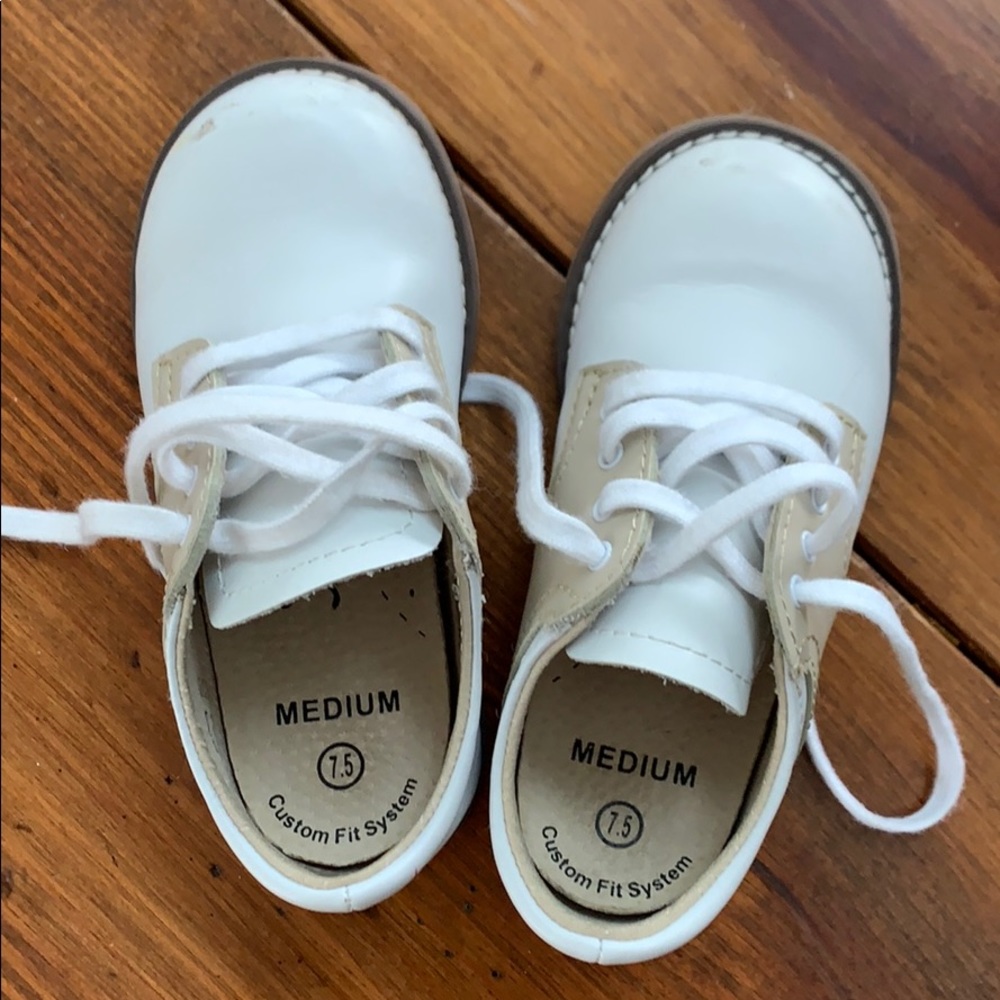 Footmates saddle shoes